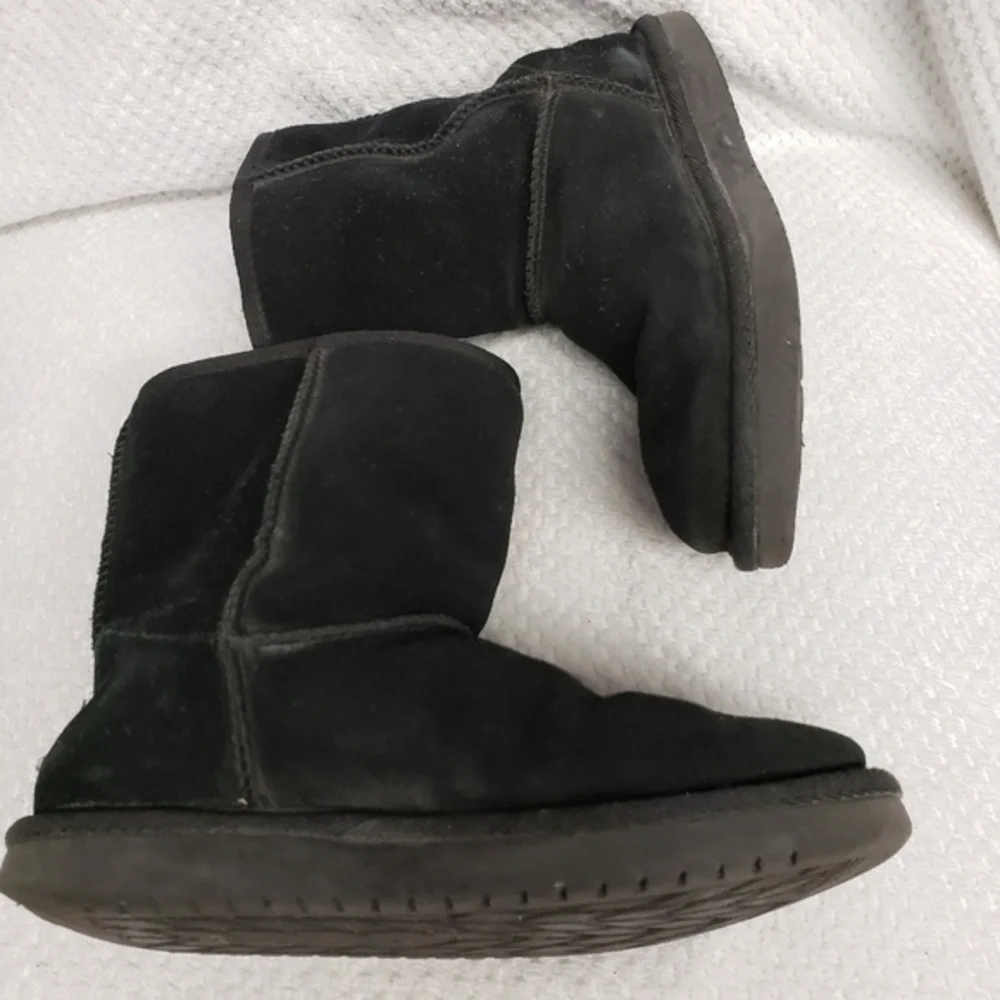 Koolaburra by Ugg Child Size 1 Victoria Short Boots Black Bows 1019372 Pre-owned